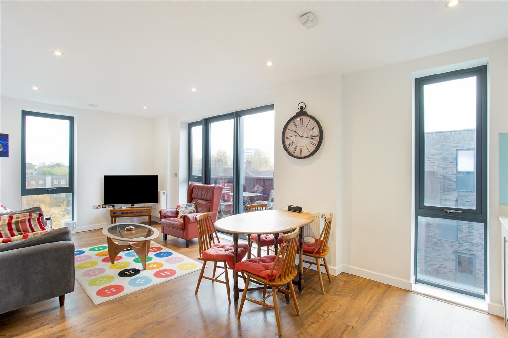 Hierro Court, Stepney